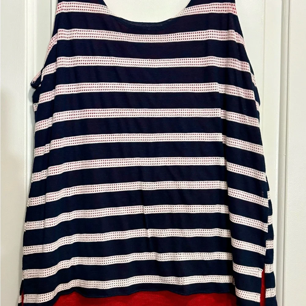 Striped Navy and Red Sleeveless Top - Picture 3 of 4